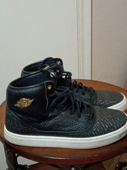 Nike Air Jordan, Jasmine GG 768927-035 Youth, Black Gold, Sneakers Sz 6Y