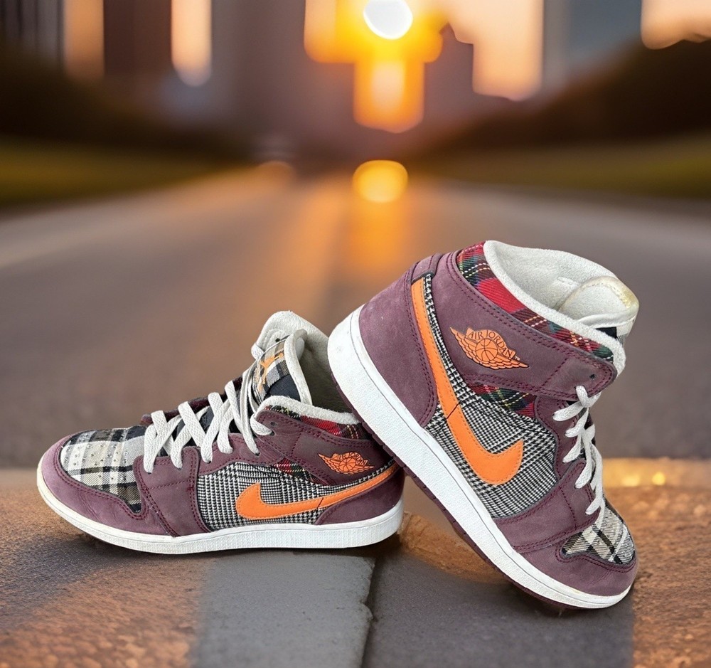 Nike Air Jordan 1 Mid Plaid Night Maroon Black White FD5460-608 GS Size 5.5Y