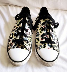 Converse Neon Leopard Print Black & White Chuck Taylor All Stars, Junior Sz 2