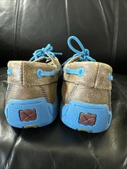 Twisted X Kid’s Driving Moccasin Shoes – Bomber/Neon Blue 3M. Twisted X youth