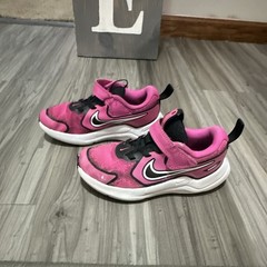 Nike Cosmic Runner Kids Sneakers Pink/Black/White Mesh Hook & Loop Low Top 12C