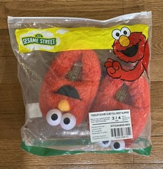 Sesame Street – Elmo Full Body Slipper 3/4 Size – New In Package with Tags