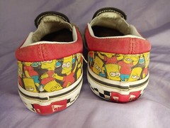 Vans Off the Walls Bart Simpsons Slip on Skate Shoe 1.5Y U.K 1.0 EUR 32 CM 19.5 