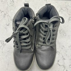 Eddie Bauer Gray Leather Side Zip Casual Boots Kid’s Size 3