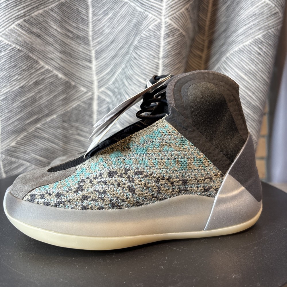 Size 10k – Adidas Yeezy QNTM Teal Blue. – G58866 Infants