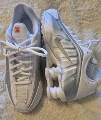 Nike Shox R4 White and Metallic Silver, size 6Y, fits Women’s 7.5 New w/o Box