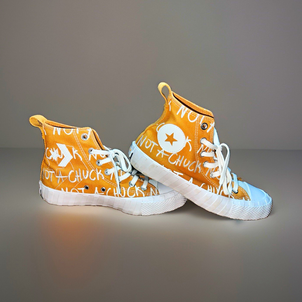 Converse Chuck Taylor All Star Kids High Top Canvas Sneakers Tan/White US 5