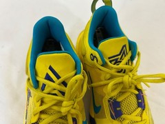 Nike Giannis Immortality 2 Size 5Y Yellow Strike Sneakers DQ1943-700