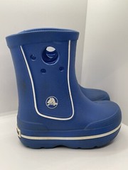 Crocs blue boots size kids 6 / 7 see photos Adorable