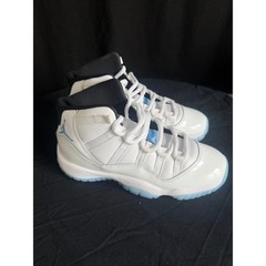Air Jordan 11 Retro „Legend Blue