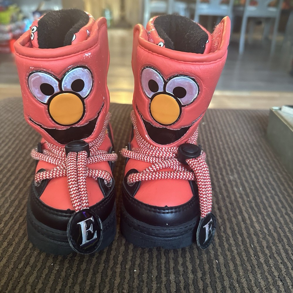 Elmo’s Sesame Street Snow Boots Toddler Size 5/6 Red Vintage 2007 Used