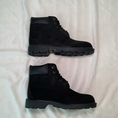 Timberland 6 In Classic Boots Black Nubuck TB 010710 001 Kids PS NIB Size 2Y