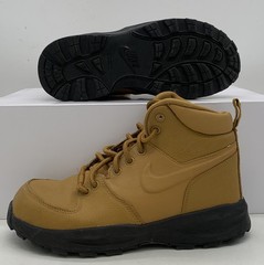 Nike Manoa Brown Sneaker Boots Black BQ5372-700 GS Size 4Y = Womens Size 5.5