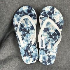 Old Navy Blue Tie Dye Youth Flip Flops Size 12-13 Classic Kids Unisex Boys Girls