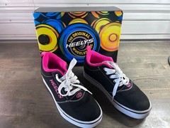 HEELYS Kid’s Pro 20 HE100760H Black Pink White Canvas Skate Shoes Kid’s Sz 5