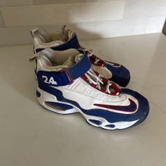 4.5Y Nike Air Griffey Max 1 USA White Blue Red Youth New Baseball Shoes