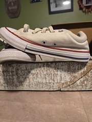 Converse Kids All Star Canvas Sneakers White Low Top Lace Up Youth Sz 2 Shoes