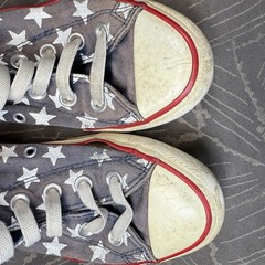 Converse All Stars red white blue flag shoes Kids Size 2