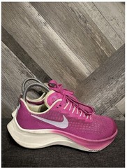 Nike CW7212-600 Pink White Black Unisex Kids Low Top Running Sneakers US 4Y