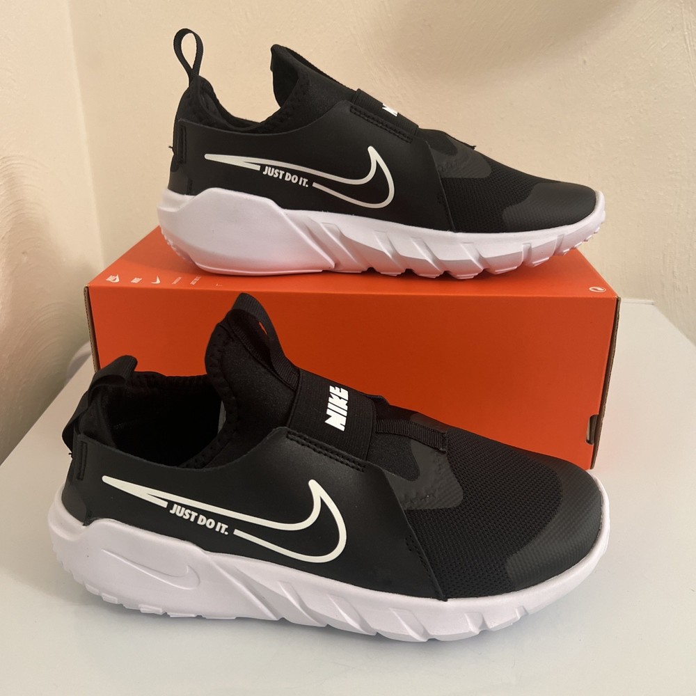 Nike Flex Runner 2 (GS) Shoes Boys Black/white Running Shoes Slip On Size 6.5Y