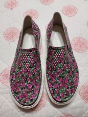 crocs kids Size 9M,floral, Comfort, Excellent Condiction.