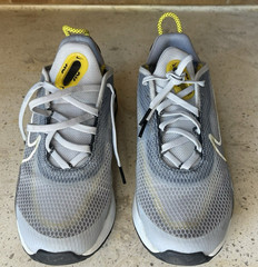 Nike Mens Air Max 2090 Gray & Yellow Running Shoes Sneakers Size 5.5Y