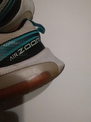 Size 7Y- Nike Air Zoom Arcadia 2 Low Pink Foam White