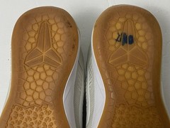 Nike Kobe A.D. – Light Bone/White-Pale – 869987-011 – 6.5Y (GS) – Pre owned