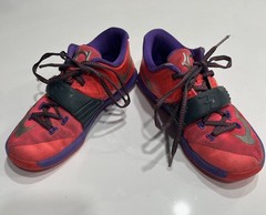 NIKE (2014) KEVIN DURANT KD Hyper Punch Basketball Shoe Kid Size 2Y (669942-601)