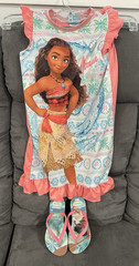 Moana Flip Flops Size 9C + Nightgown 5T Havaianas Kids Disney Princess CLEAN HTF