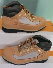NEW TIMBERLAND® WATERPROOF FIELD L/F MID BOOT „WHEAT“ JUNIORS US 6