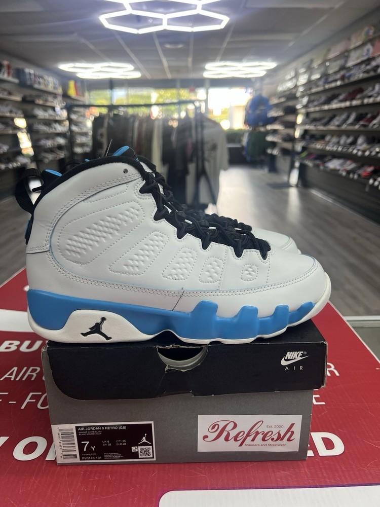 Air Jordan 9 Retro Powder Blue (2024) (GS) Size 7Y (FV0143-101)
