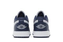 Air Jordan 1 Low GS ‚Midnight Navy Wolf Grey‘ 553560-141