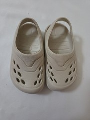 Wonder Nation Kids White Clogs Size 2 Made in USA Comfort Slip On Sandals Shoes