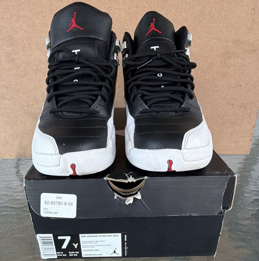 Jordan Air Jordan 12 Retro 2011 Kids US 7Y Black/White/Red 153265-001