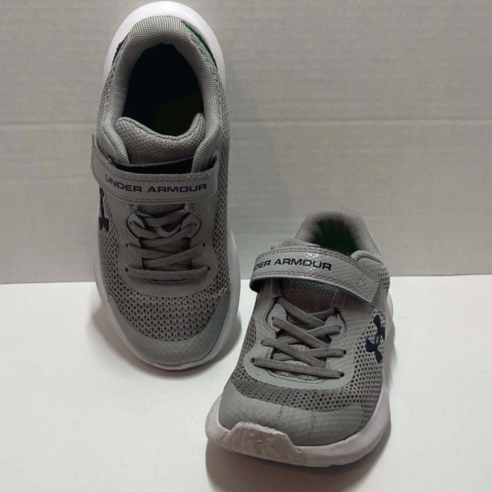 Under Armour Gray/Green Unisex Kids Low Top Sneaker Hook & Loop US 1.5Y