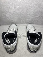 Air Jordan 3 Retro GS Summit White Fire Red Sneakers 6Y DM0967-106