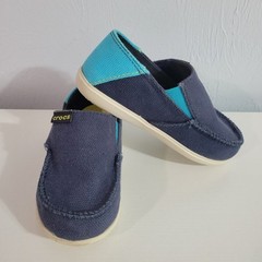 EUC Crocs Toddler Little Kid Size 10/11, Santa Cruz Slip on Loafers Navy Blue