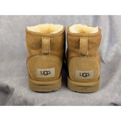 UGG Kids Classic Mini II Chestnut Suede Sheepskin Boots 1017715K Size 4