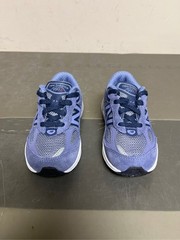 New Balance Kids‘ 990 V6 Lace-up Sneaker