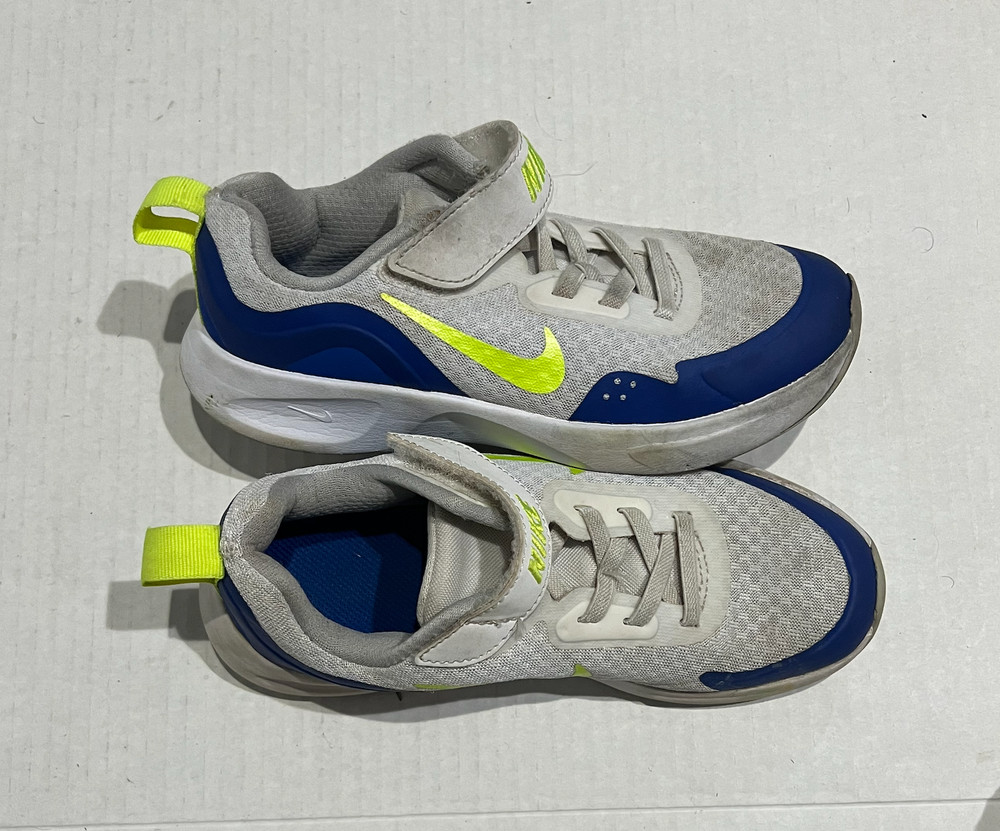 Nike WearAllDay PS White Yellow Blue – Kids Size 13C