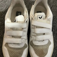 Veja Kids Sneakers Size 3 Hook & Loop White Black