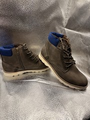 STEVE MADDEN Kids Size 7 Bbryann “Stone” boots, Gray And Blue