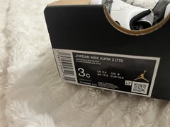 Jordan Max Aura 2 TD White/gym Red-black