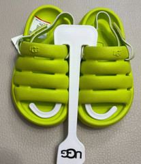 UGG Kids’ Sport Yeah Slide – US 8 / EU 25