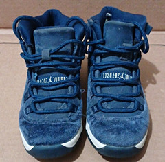 Jordan Air Jordan 11 Kids Mid Top Sneaker Blue/White Suede 11.5C DO3817-441