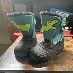 Kids US 9 Dinosaur Snow Boots Blue Green Black Faux Fur Mid-Calf Buckle