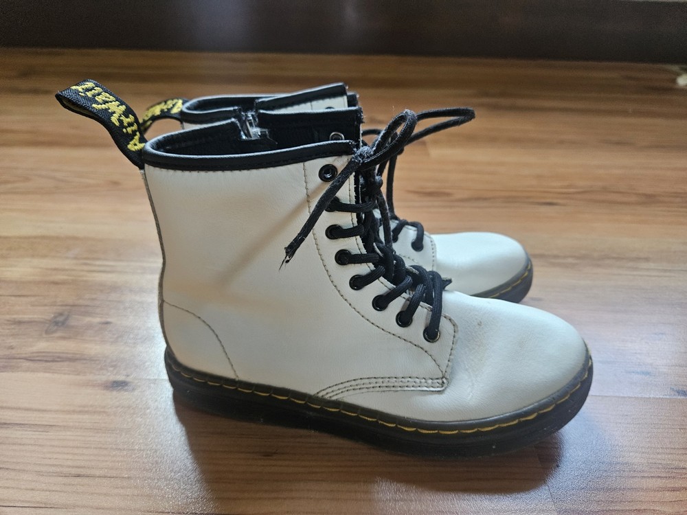 Doc Dr. Martens Zavala J Combat Boot White US 2 Youth