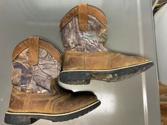 Itasca buckaroo camo youth Boots (size 3