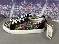Nintendo Super Mario Bros Lace Up Ground Up Shoes Video Game Youth Size 6 New